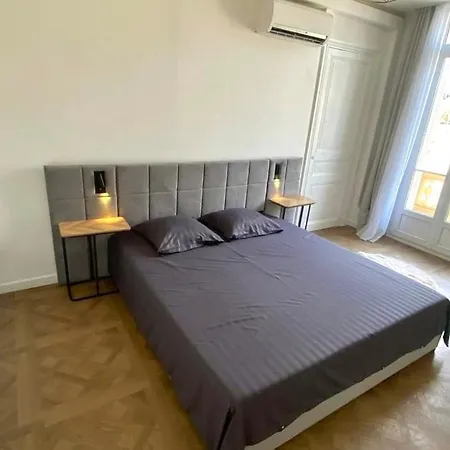 Chick Luxury By Monte Carlo Casino *